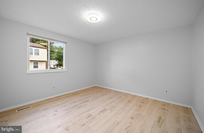 Building Photo - 4005 Pickstone Dr
