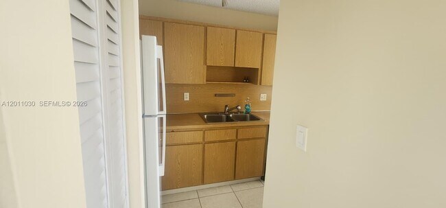 Building Photo - 14313 SW 45th Terrace