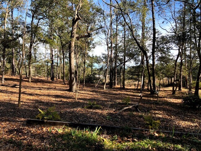 Building Photo - Porters Neck Plantation / Futch Creek Rd