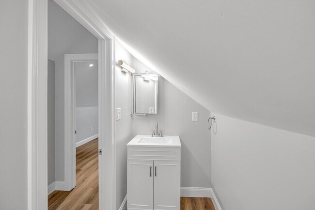 Building Photo - 58 Constance Rd