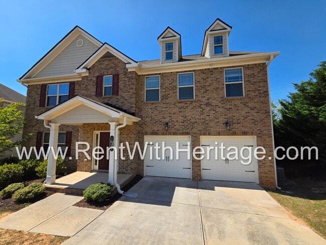 Building Photo - ABSOLUTELY BEAUTIFUL 5 BEDROOM/ 4.5 BATH HOME YOU DONT WANT TO MISS.