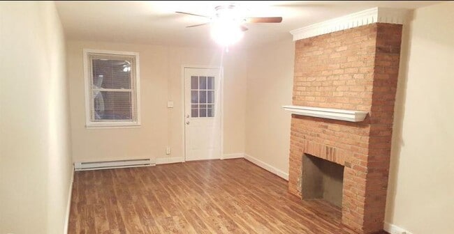 Building Photo - 102 E South St