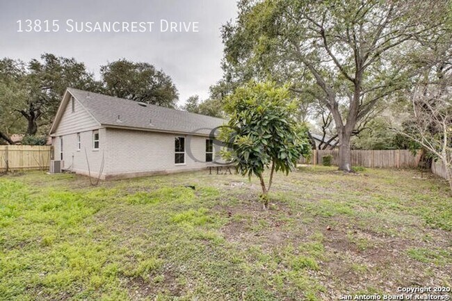 Building Photo - 13815 Susancrest Dr