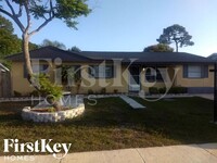 Building Photo - 8275 Jacaranda Ave