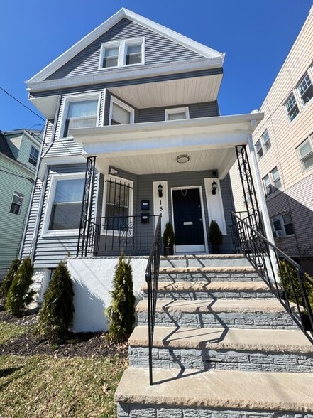 Building Photo - 151 Brookdale Ave