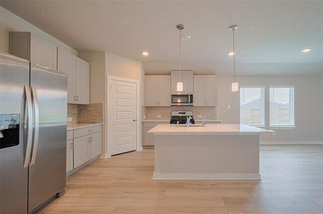 Building Photo - 6306 Brahman Ct