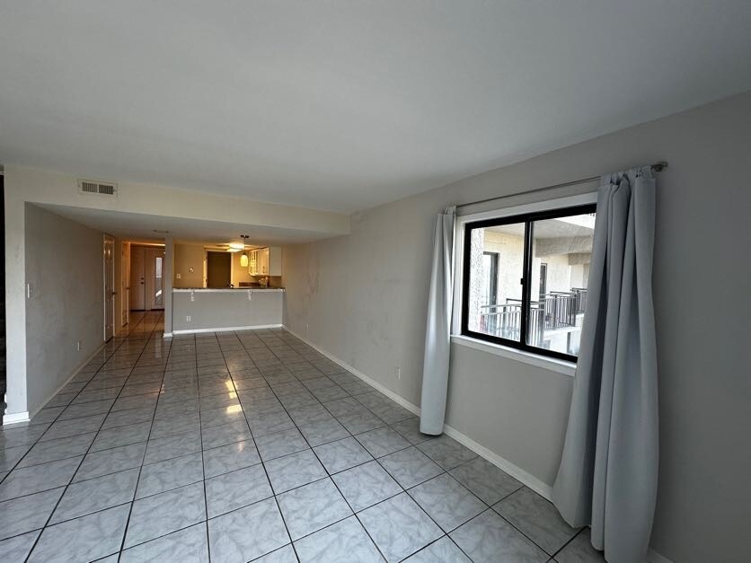 Building Photo - 90 Helmsman Way