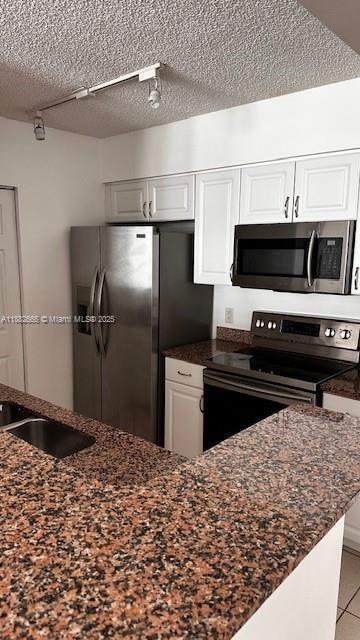 Building Photo - 1155 Brickell Bay Dr