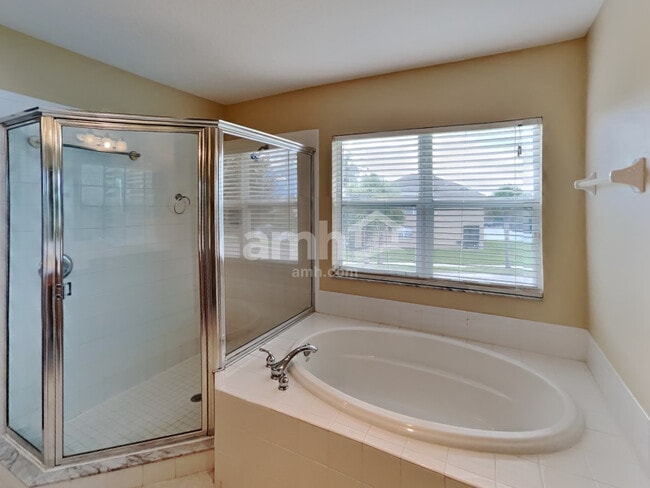 Building Photo - 1519 Swamp Rose Ln