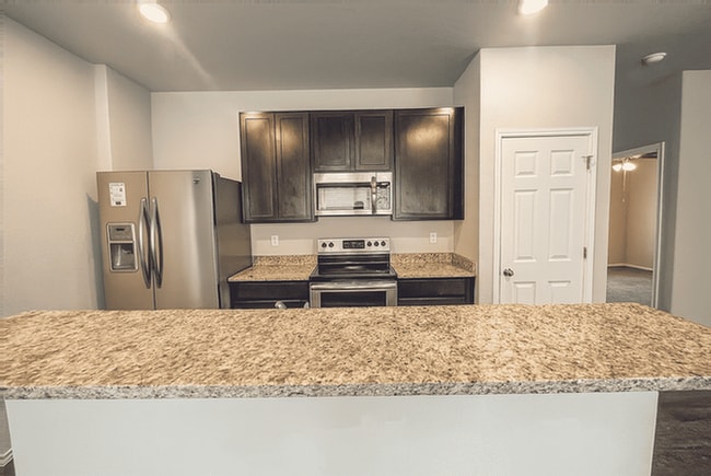 Building Photo - 14631 Stirrup Trce