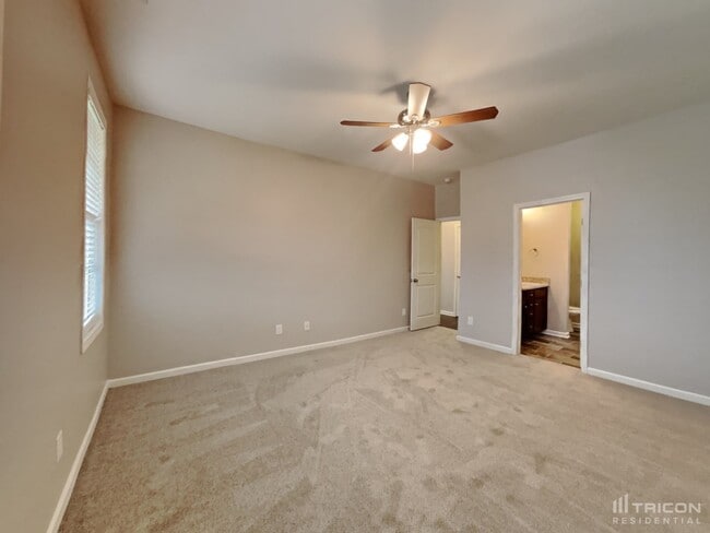 Building Photo - 162 Carissa Dr
