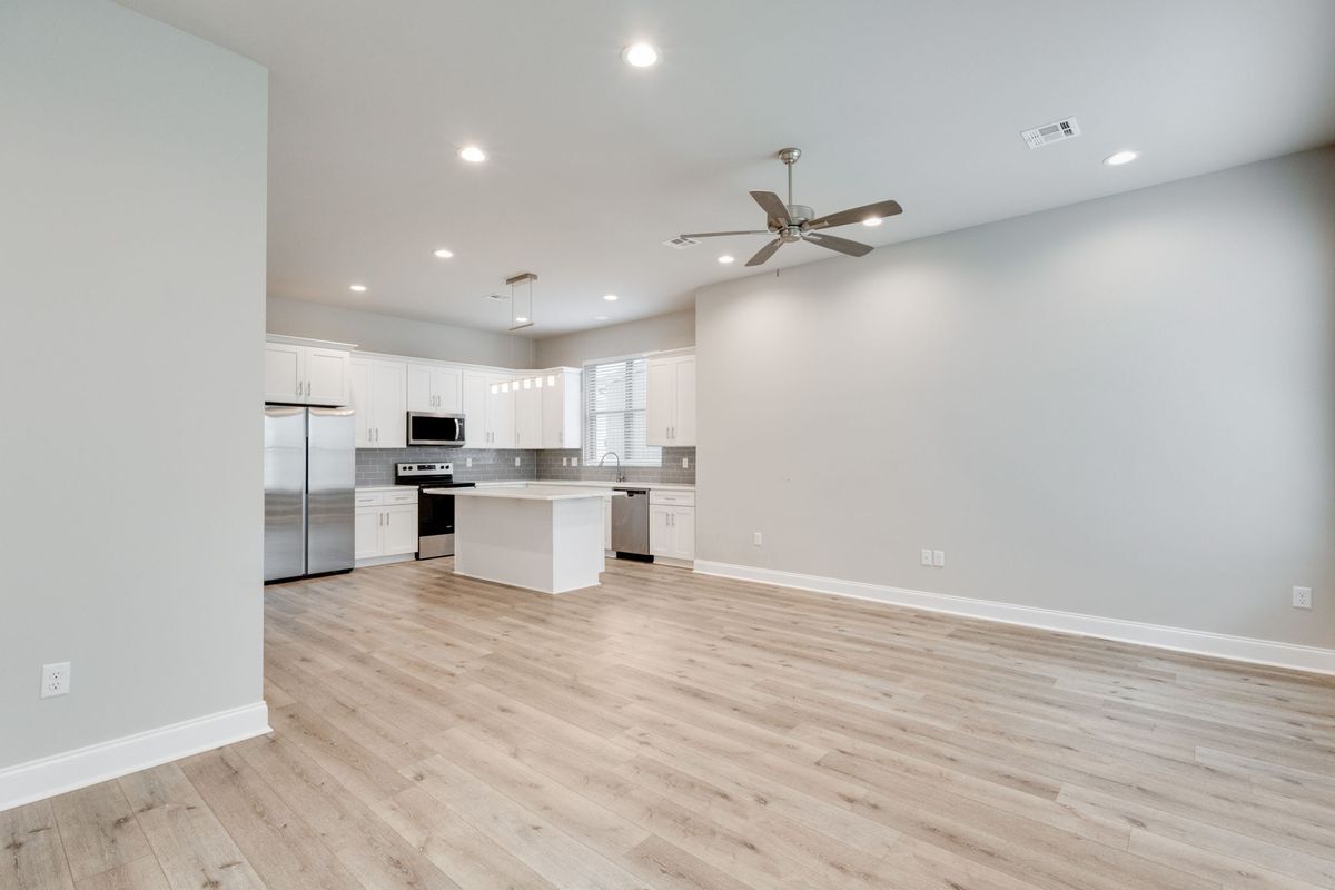 Building Photo - 118 Gadwall Dr