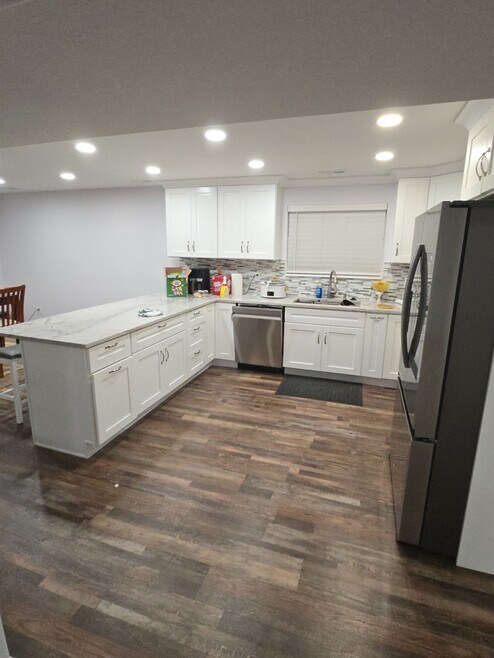 Building Photo - 210 W 510 S