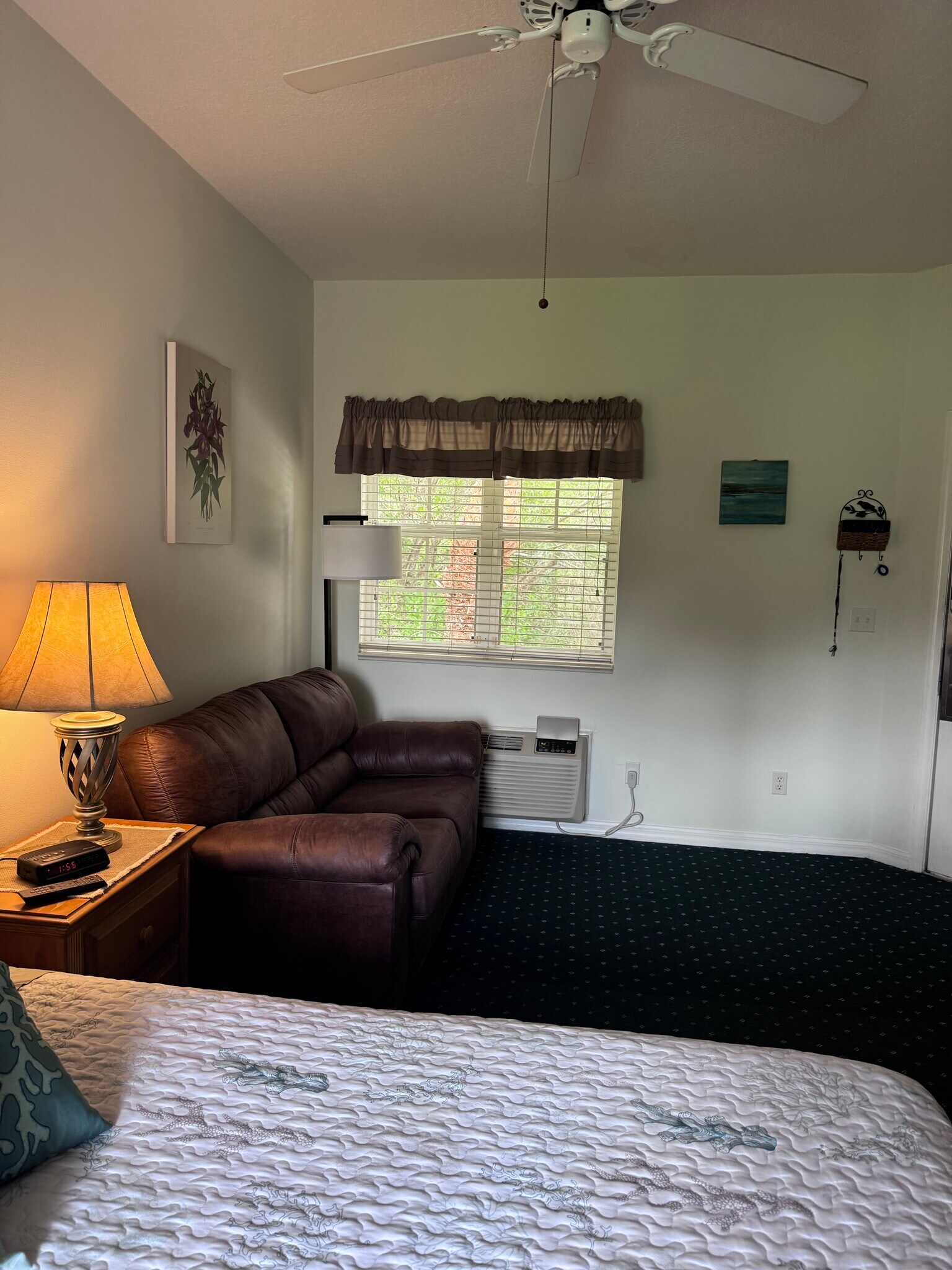 Building Photo - 9819 Perfect Dr