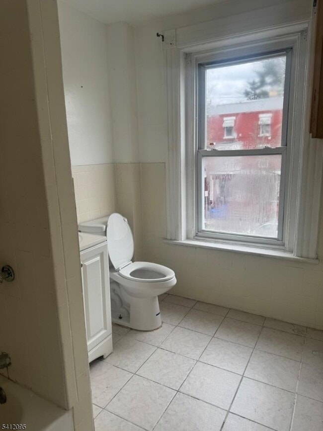 Building Photo - 212 N 7th St