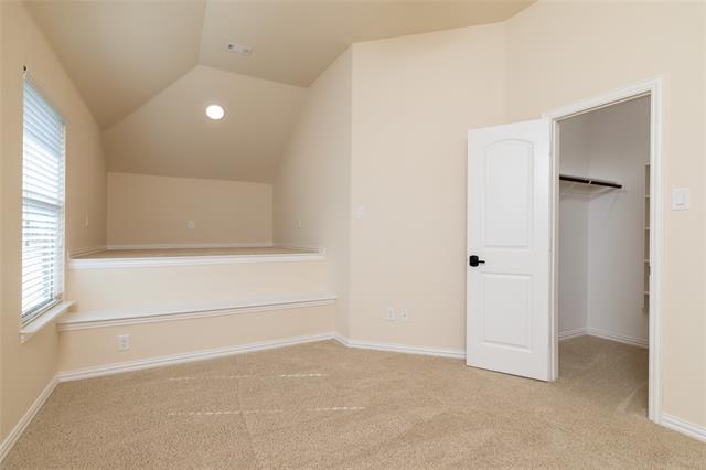 Building Photo - 624 Rockhurst Trail