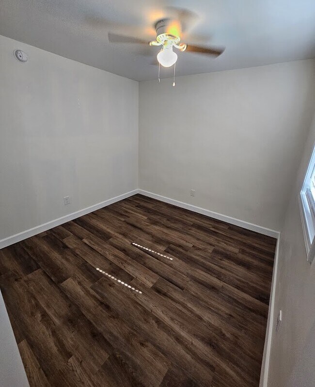 Building Photo - 3136 Casitas Ave