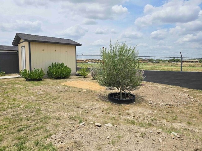 Building Photo - 7108 EL MESON DR