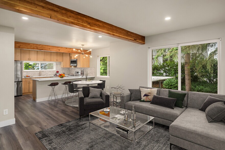 Building Photo - 3005 127th Plz SE