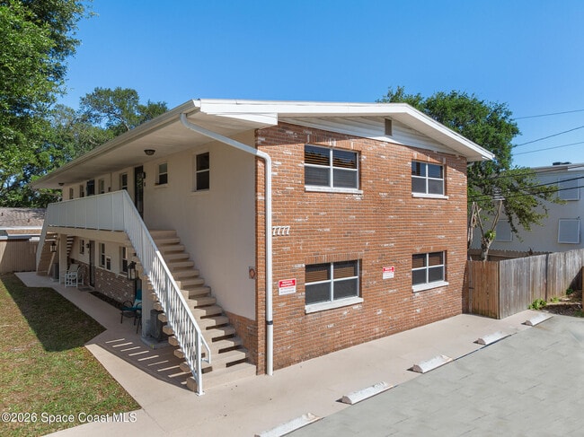 Building Photo - 7777 Magnolia Ave