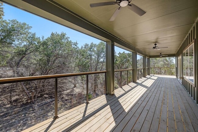 Building Photo - 3013 Clark Ave