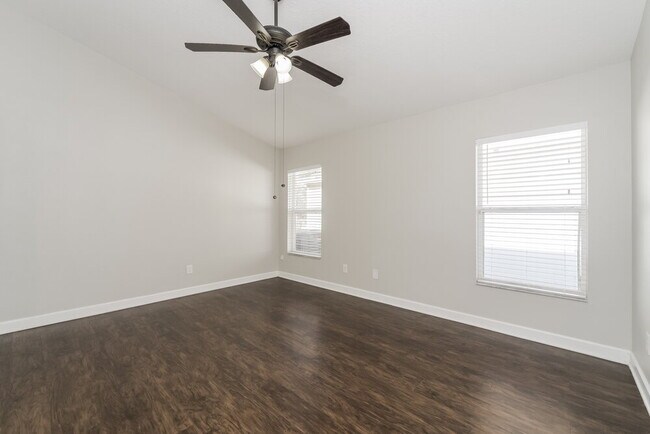 Building Photo - 2774 Eagle Canyon Dr S