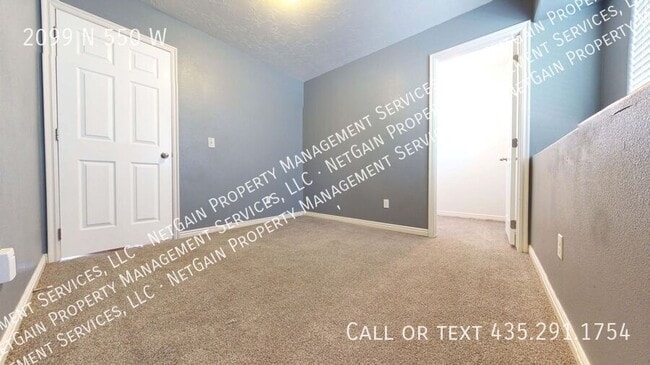 Building Photo - 2099 N 550 W