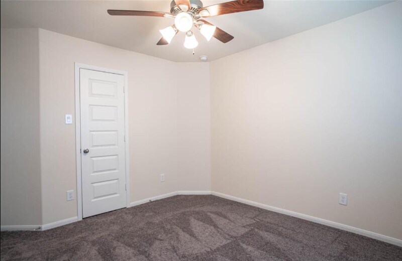 Building Photo - 3806 E Briarlilly Park Cir