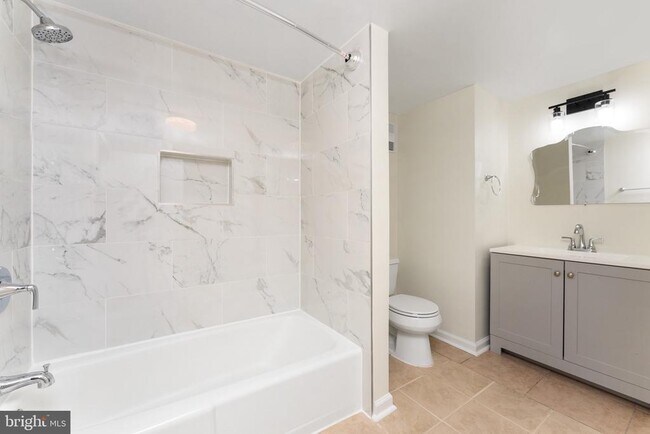 Building Photo - 3713 S George Mason Dr