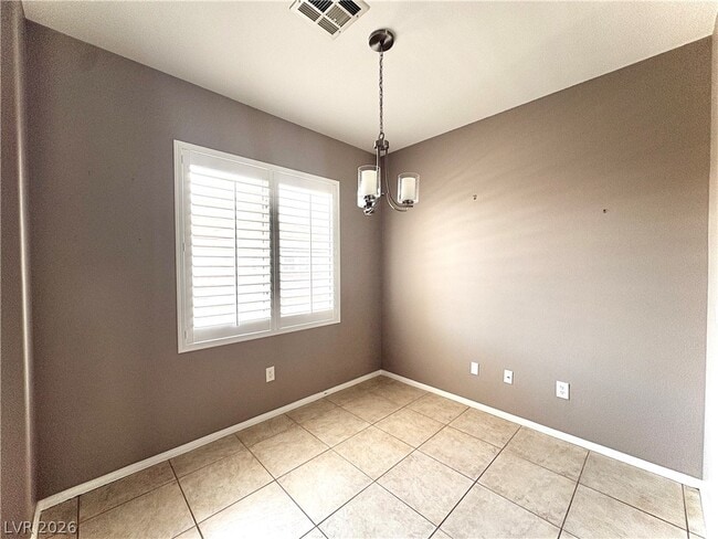 Building Photo - 800 Peachy Canyon Cir