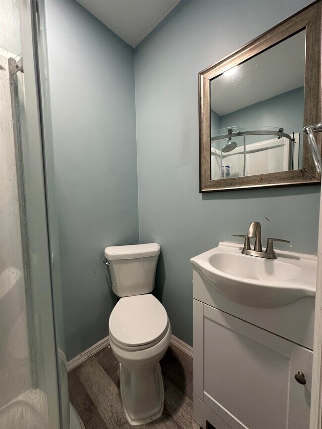 Building Photo - 75 Liberty Ave