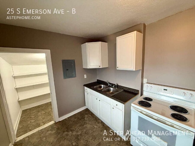 Building Photo - 25 S Emerson Ave