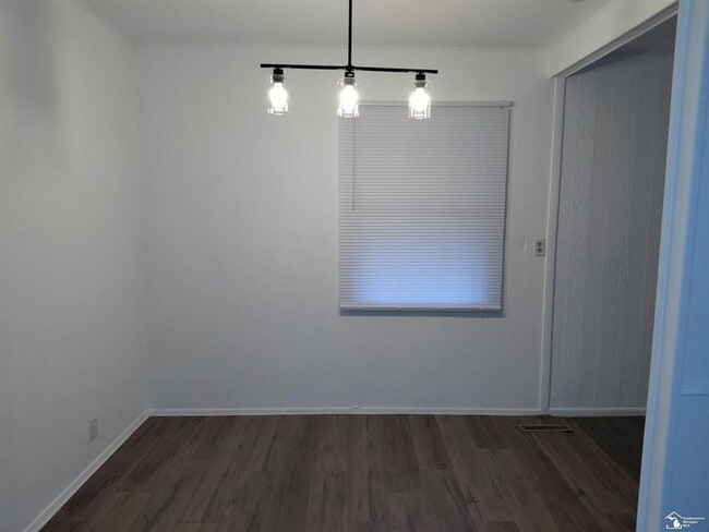 Building Photo - Charming 3-Bedroom Home in Taylor!