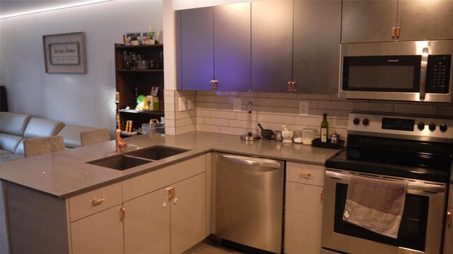 Building Photo - 3046 SW 129th Terrace