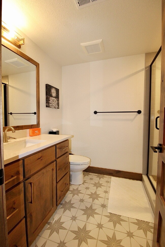 Building Photo - 3332 Danzante Bay Ct