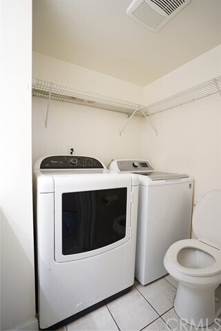 Building Photo - 1012 S Marengo Ave