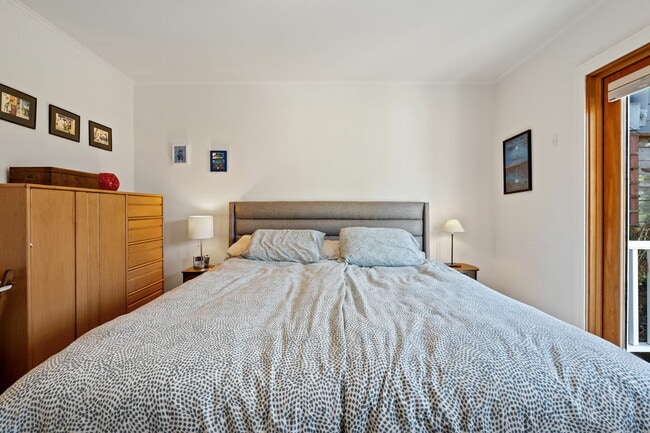 Building Photo - 232 Nevada St