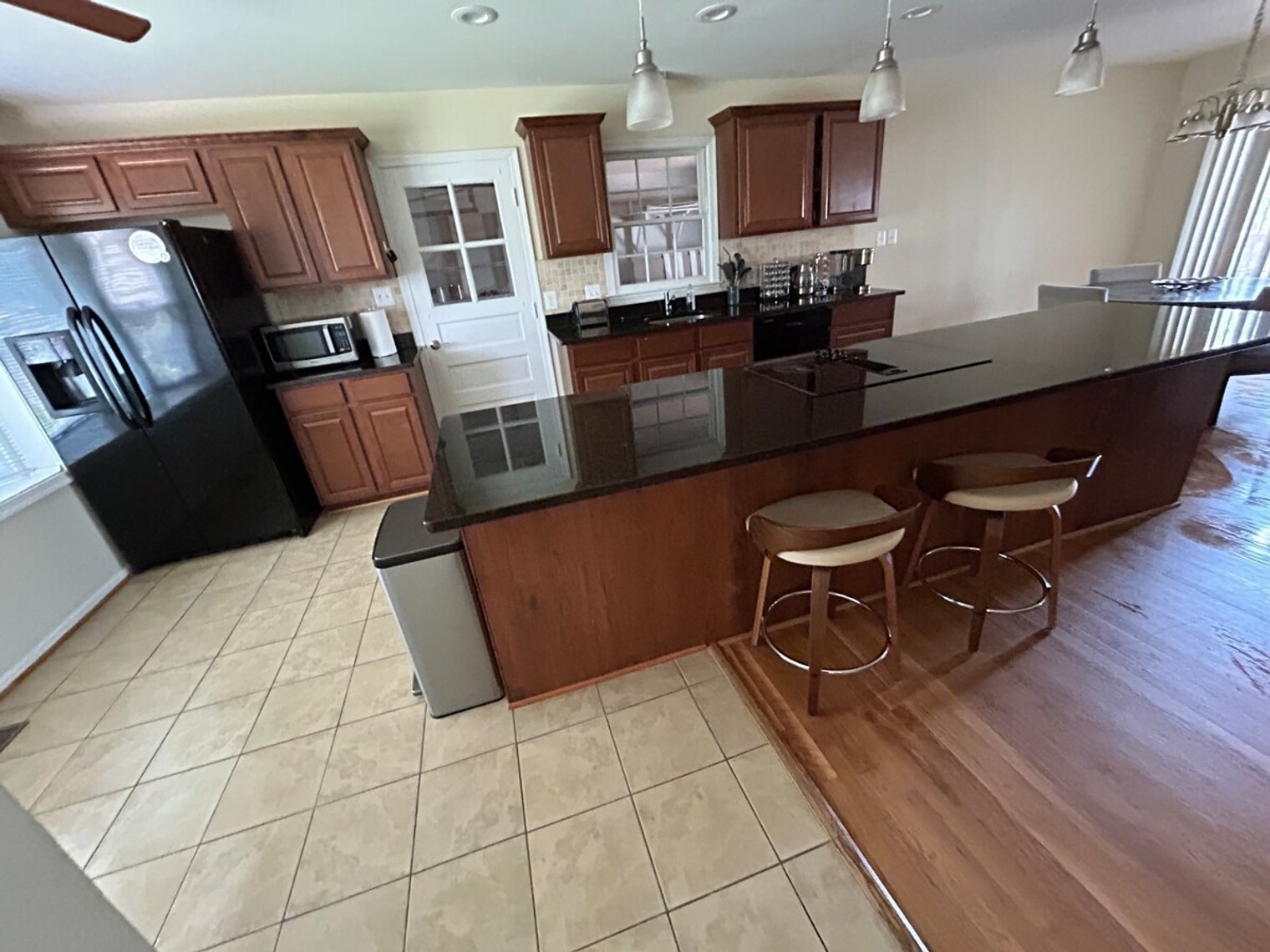 Building Photo - 1937 Woodford Rd