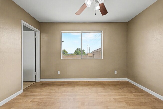 Building Photo - 17801 N 8th Dr