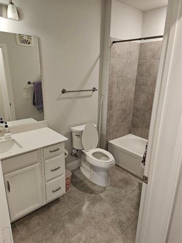 Building Photo - 1735 Wittington Pl