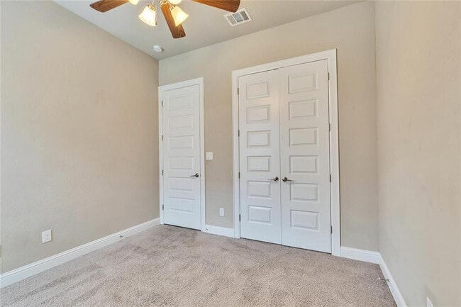 Building Photo - 1805 Grebe Dr