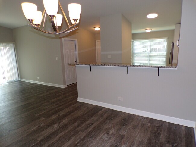 Building Photo - 1823 Shetland Rd