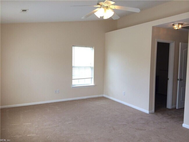 Building Photo - 604 Teton Cir