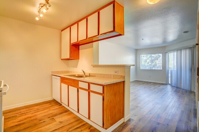 Building Photo - Taft Apartments