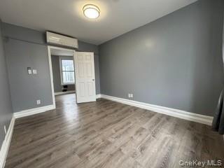 Building Photo - 145 Tulip Ave