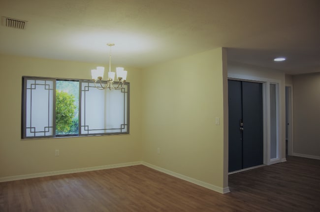 Building Photo - 2528 Tradewinds Trail