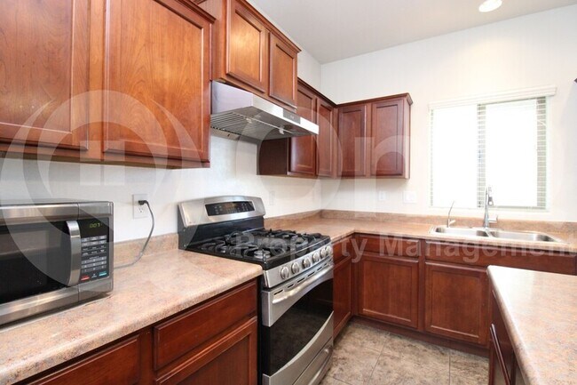 Building Photo - 7373 W Monte Cristo Ave