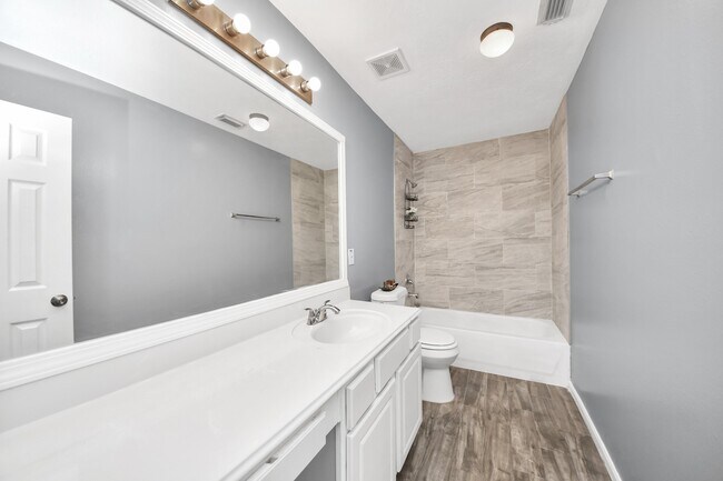 Building Photo - 19215 Terra Forest Ct