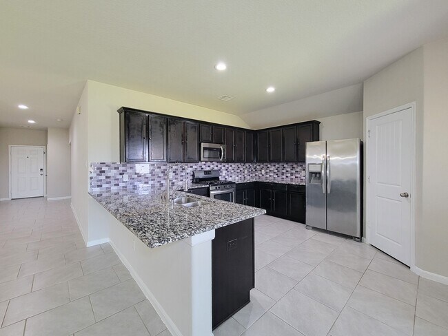 Building Photo - 29614 Breakwater Dr