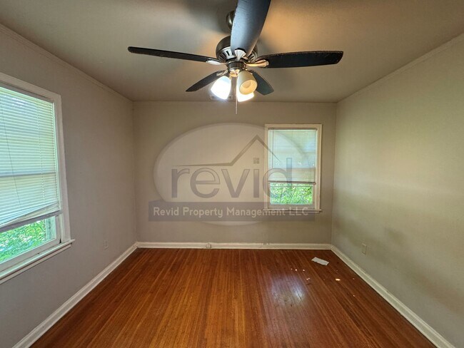 Building Photo - 4605 Verne Rd